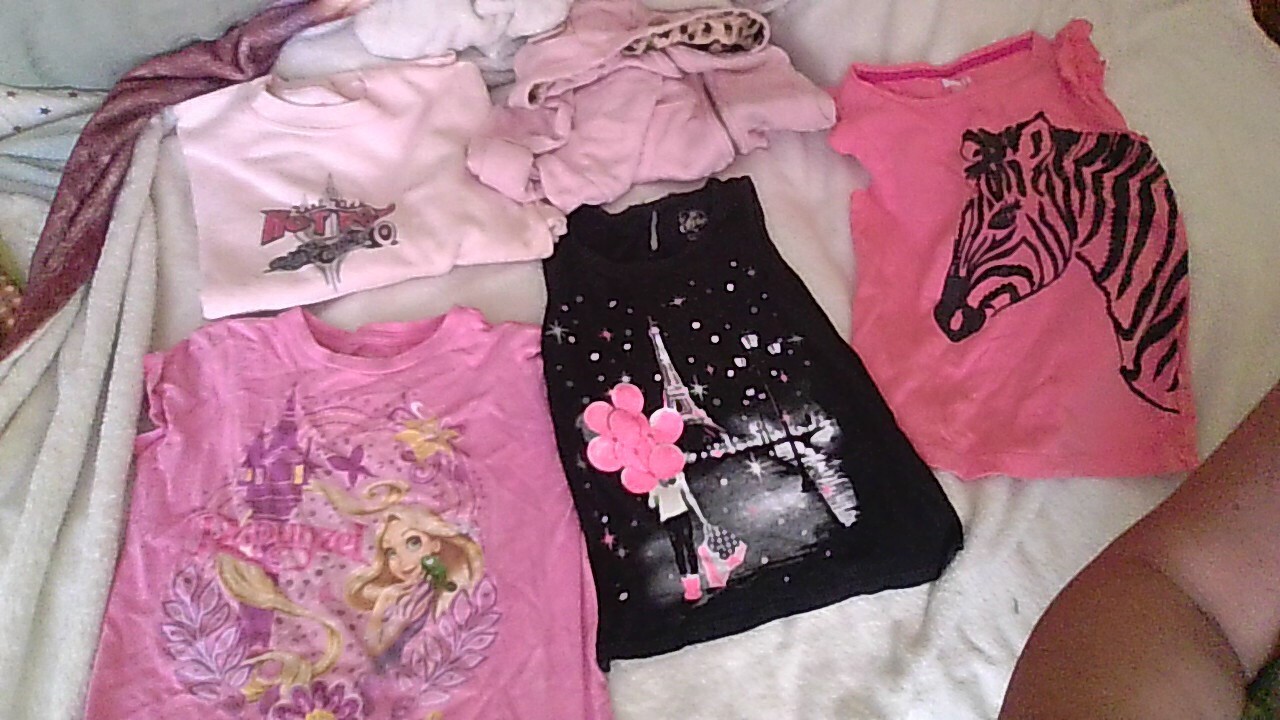 Girls Clothes: 2 5/6 Tanktops/2 6/7 Sweaters/1 M T-Shirt Varied Brands *FLAWS*