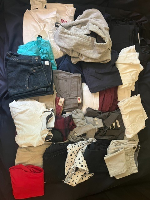 Men Clothing Lot Large XS-XXL Mixed Items 34 Pieces New and Used