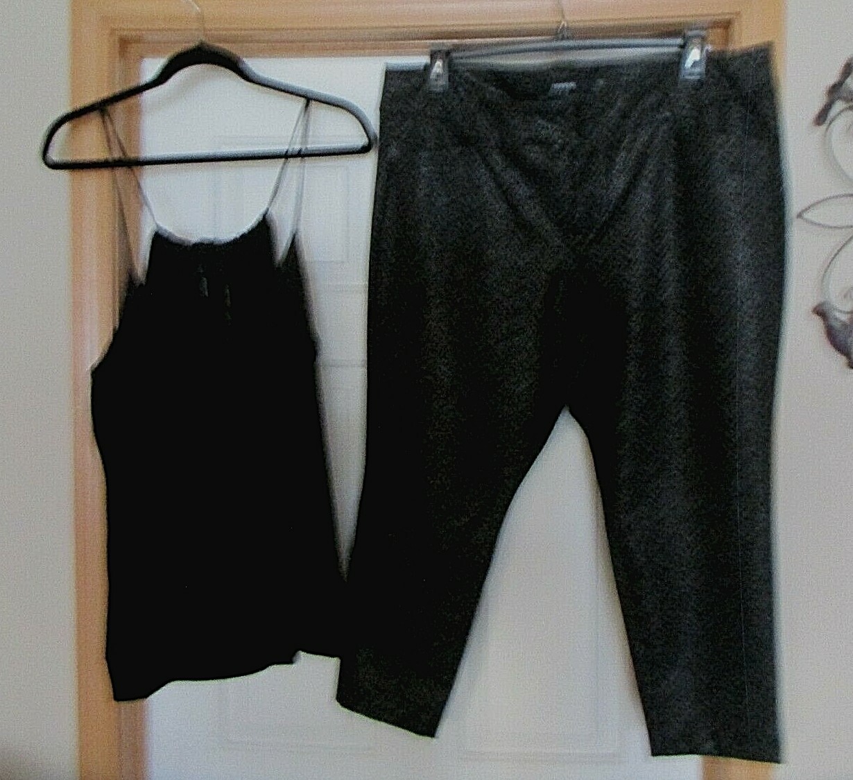 WOMANS PLUS SIZE 22 LANE BRYANT, TORRID AND MORE CLOTHING LOT# 9661