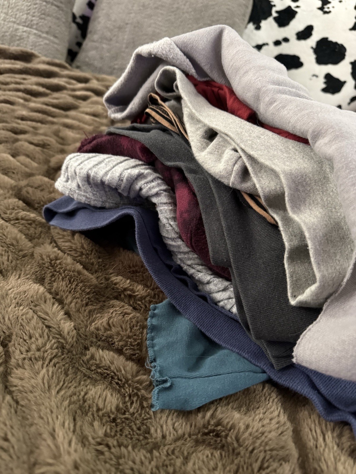 Bundle of 9 long sleeve crop tops,(Vans, Abercrombie, Dickies, Aero…) XS-M