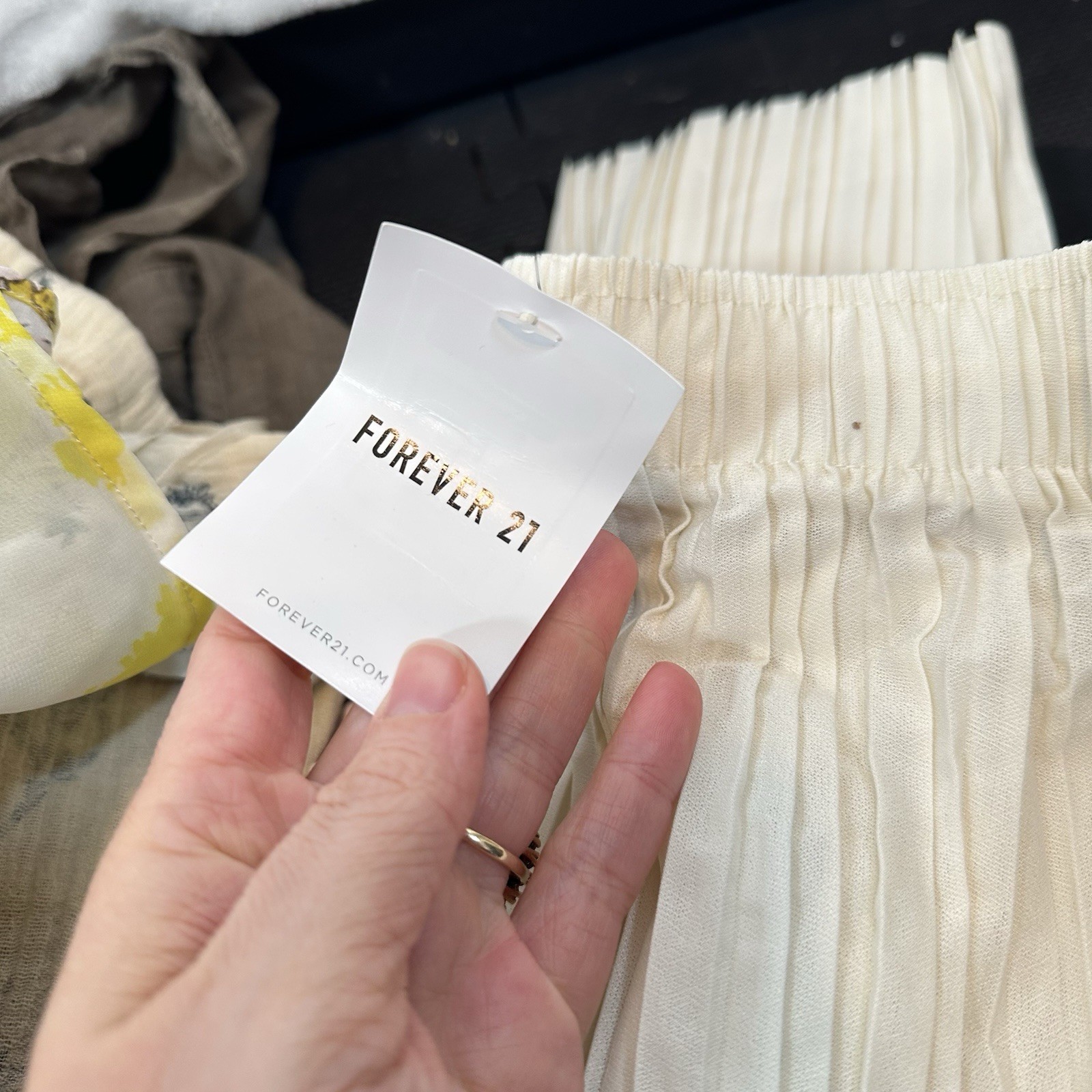 Urban Outfitters Zara Clothing Whole Sale 31 Piece Lot Womens Various Sizes
