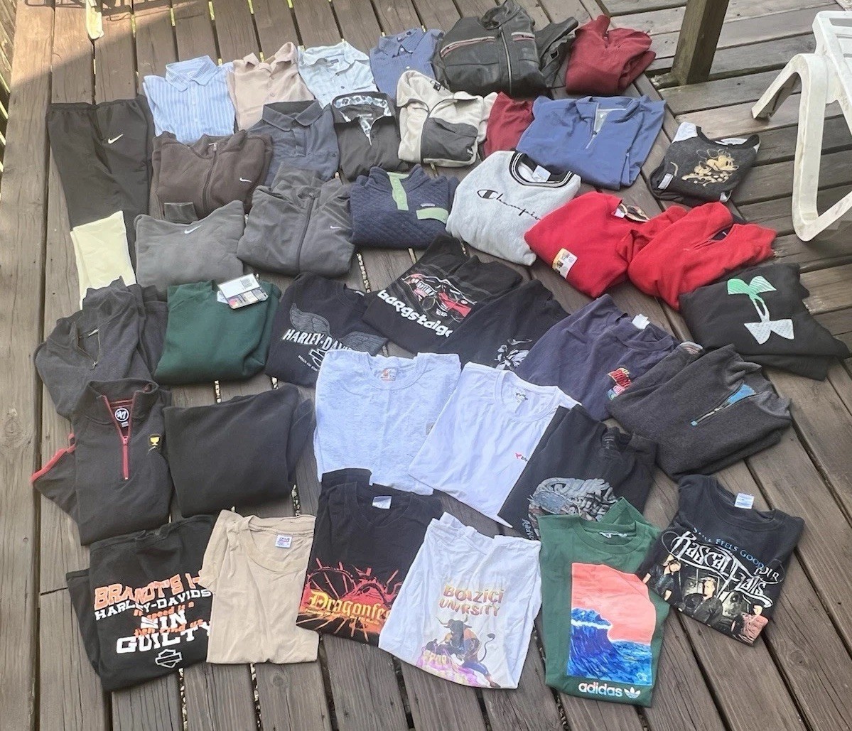 Reseller Clothing lot – vintage – Nike -Harley- Patagonia- read description