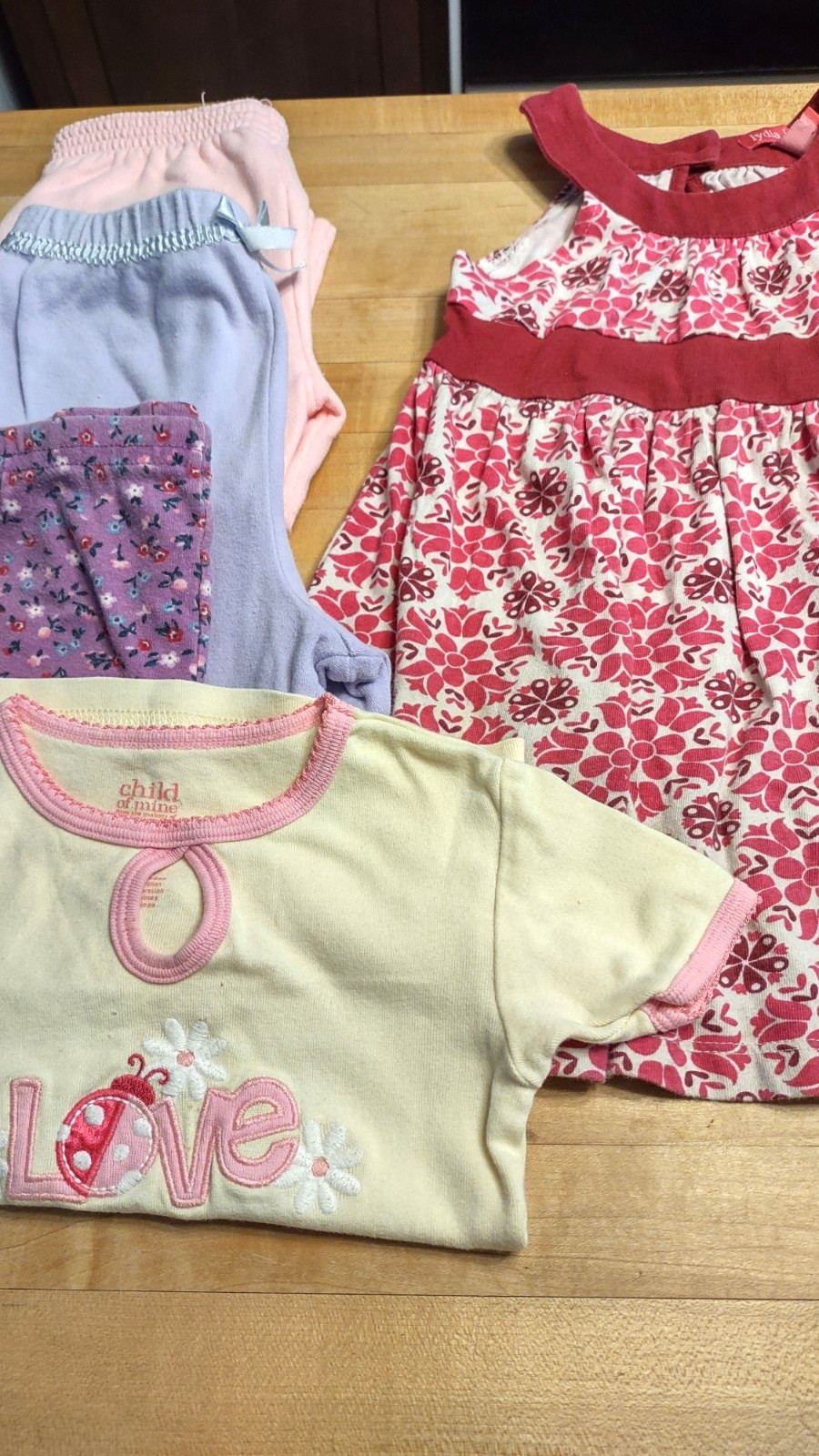 Girls Lot size 18 months, 24 months
