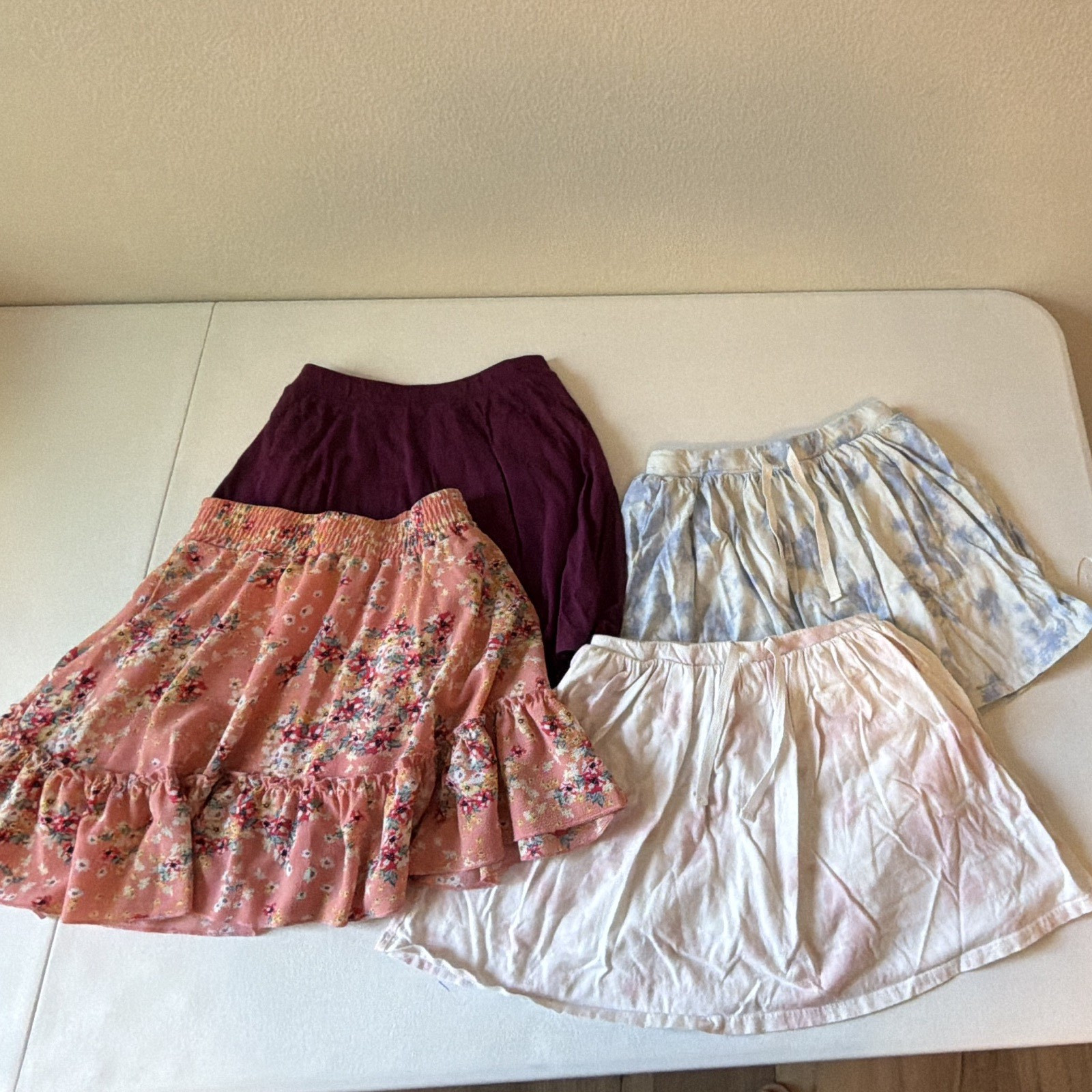Carter&rsquo;s Knitworks Jumping Beans Girls Skirt Lot Size 10 M Floral Multi