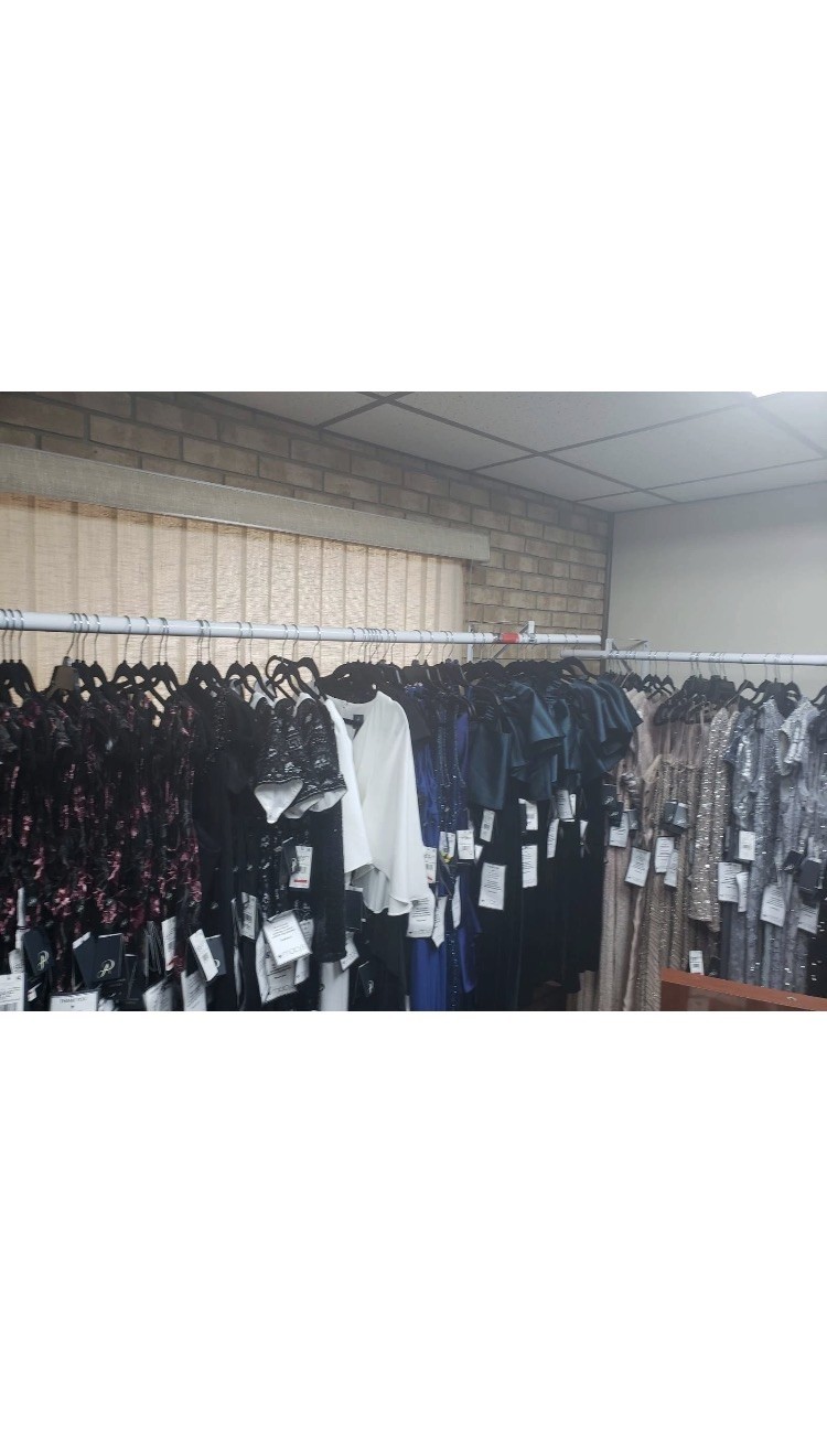 women’s clothing lot – mix brands – wholesale bulk – 35 pcs *SEE DESCRIPTION*