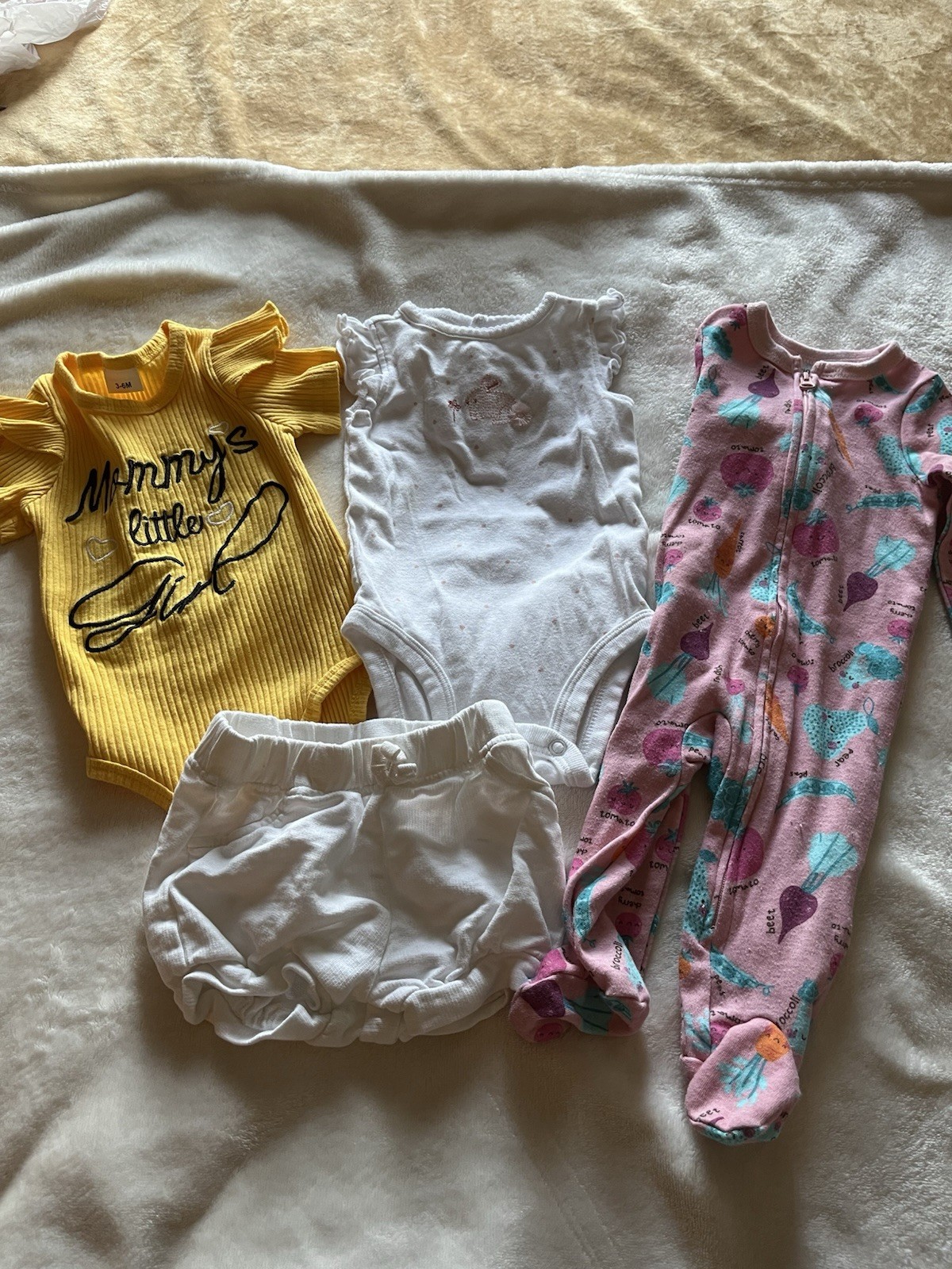 Baby Girl Mixed Summer Clothing Lot 0-3-6 Months Dresses, Bodysuits Gently Worn