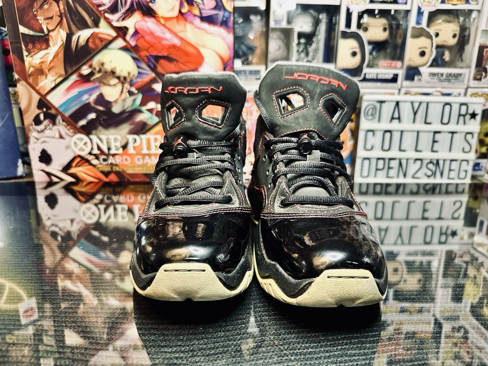 Large Jordan Shoe Lot – Vintage Find. – Nice Collection- Youth