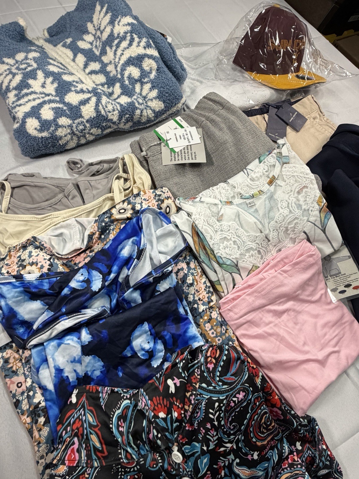 Mixed Clothing Lot NWT + NWOT Women’s Mens Tops Pants Hoodie 13 Pieces Bundle