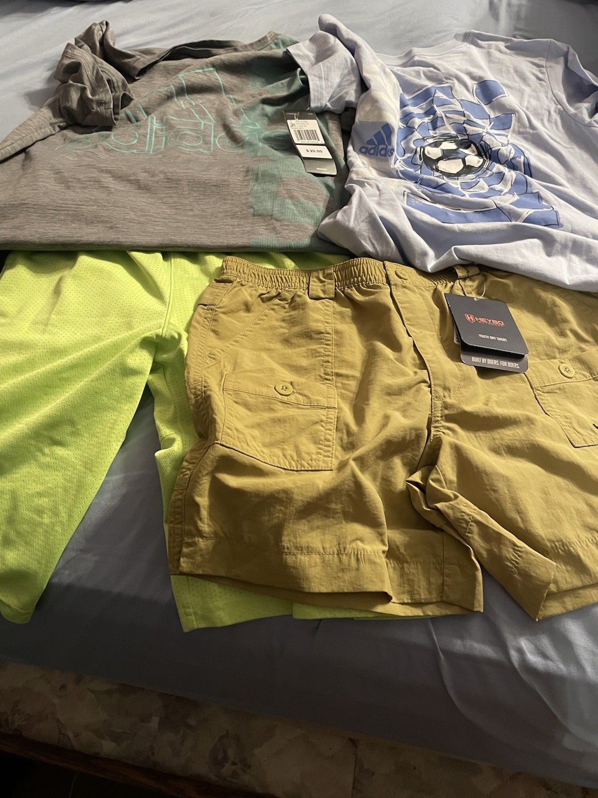 Boys size L/XL shorts/ Tee Shirt Lot (14) items Multicolor Floral Sports