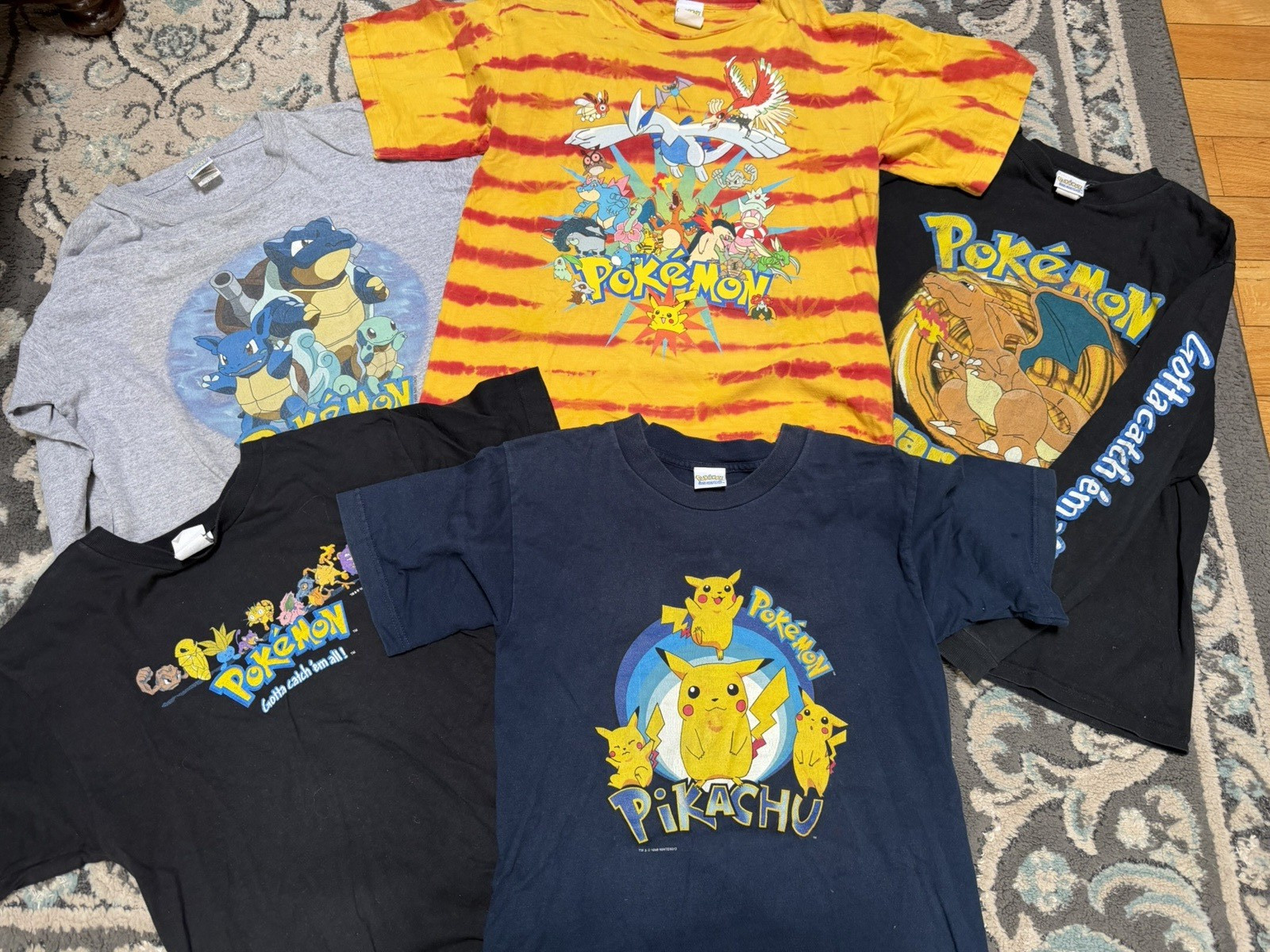 Pokémon Lot Graphic Print T-Shirts Pikachu Charizard Multicolor 100% Cotton L/G