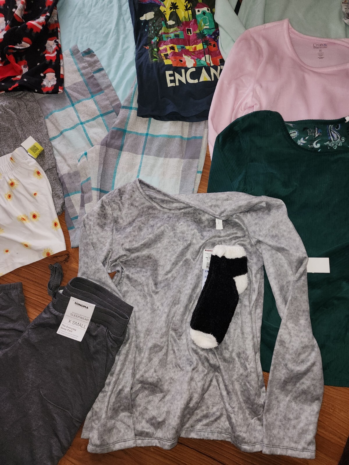 13 Pcs Women’s Pajama Wholesale Liquidation Box Size XS KOHL&rsquo;S Cuddl Duds