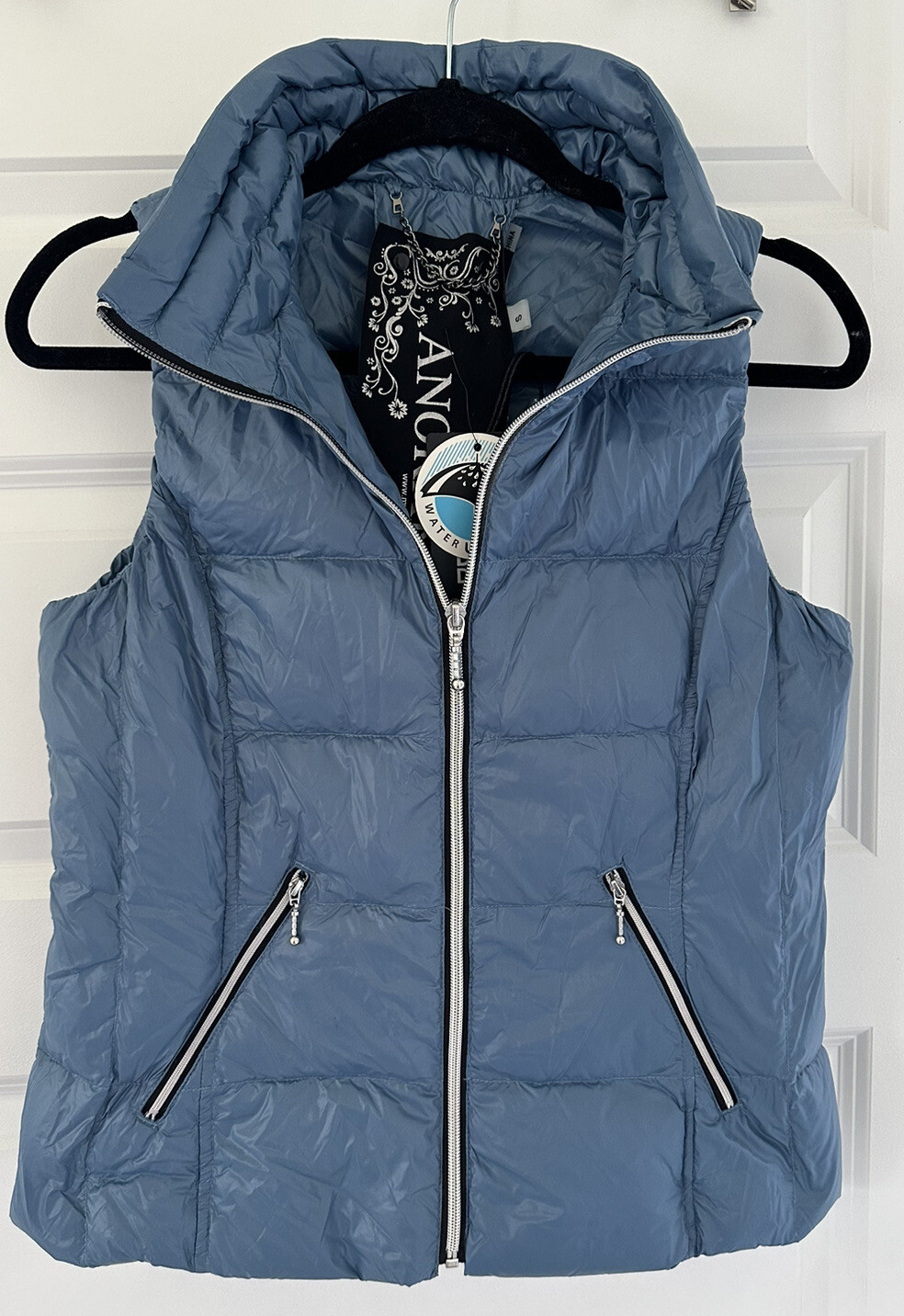 Wholesale Lot Of 75 Women’s Anorak Short Nylon Down Vest Various Colors / Sizes