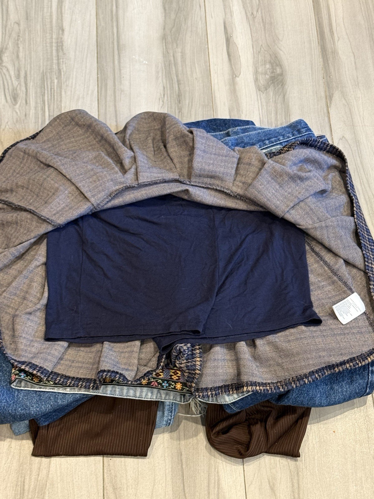 [ BOTTOMS MIX LOT • Sizes : S/M/L/XL ]