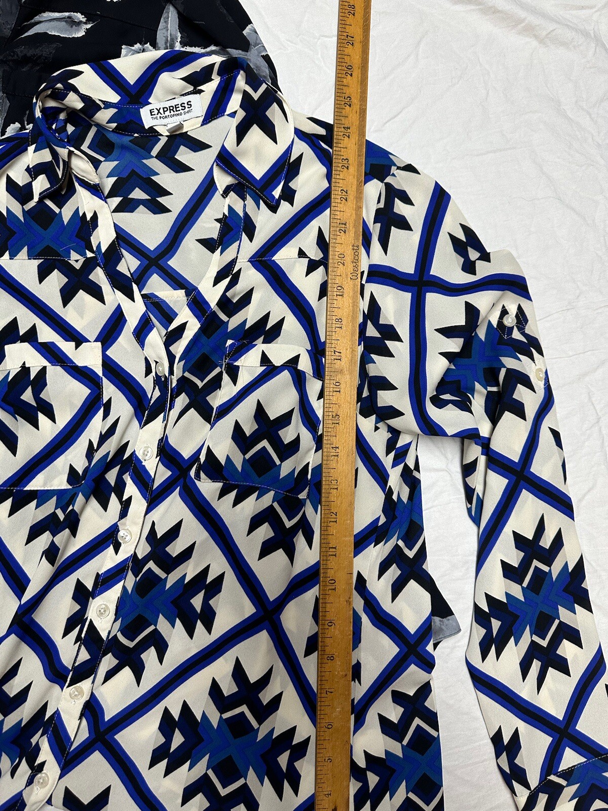 2 Lot Express Top Womens Extra Small The Portofino Shirt Feather Aztec Design