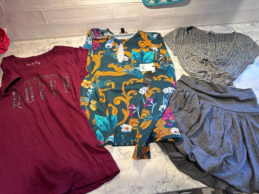 Girl teen fashion clothing lot sz XS (1) New & gently used 20 items coat hoodies