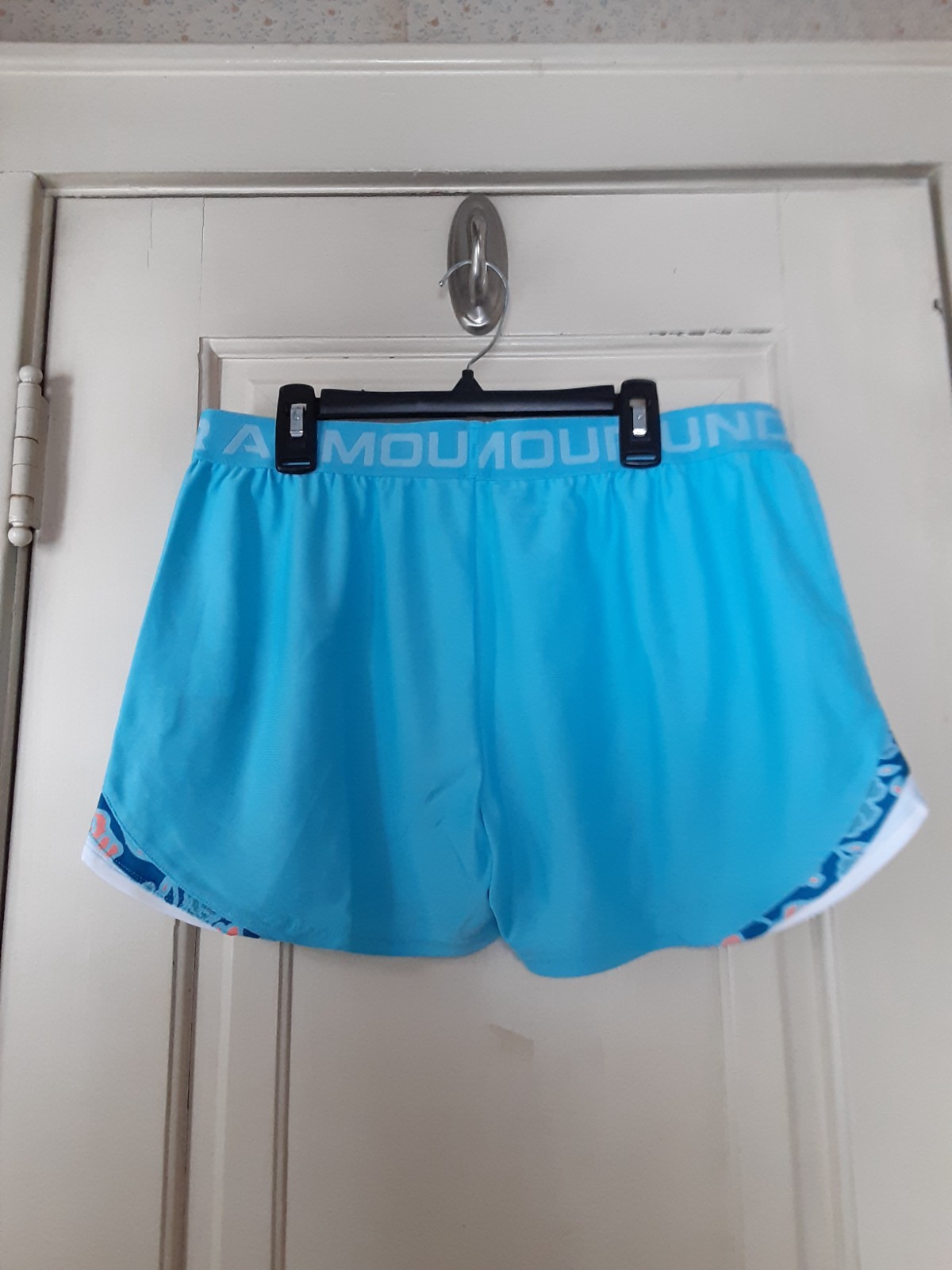 Under Armour Youth Girls Lot Size YXL NEW WITH TAGS (3 Pair Shorts/ 2 Tank Tops)