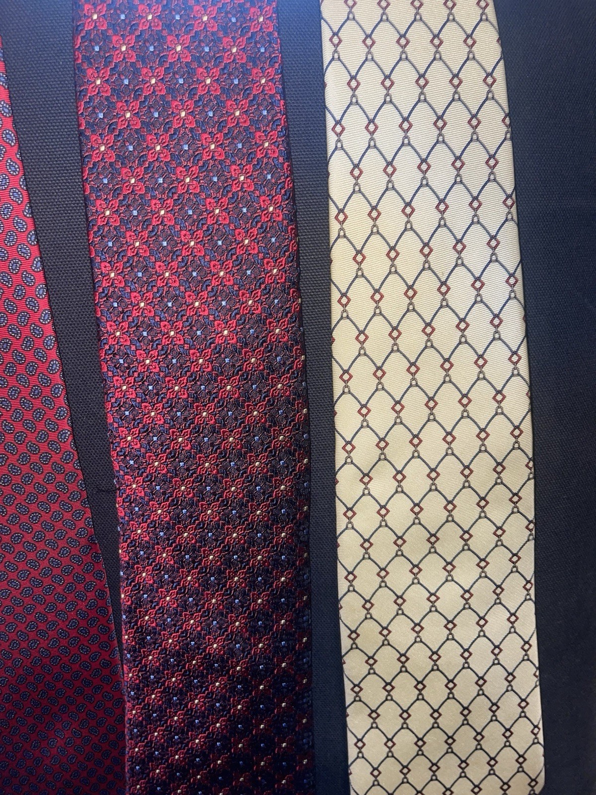 Jos. A. Bank Lot of 5 Men&rsquo;s 100% Silk Striped Ties Red/Blue/White One Size