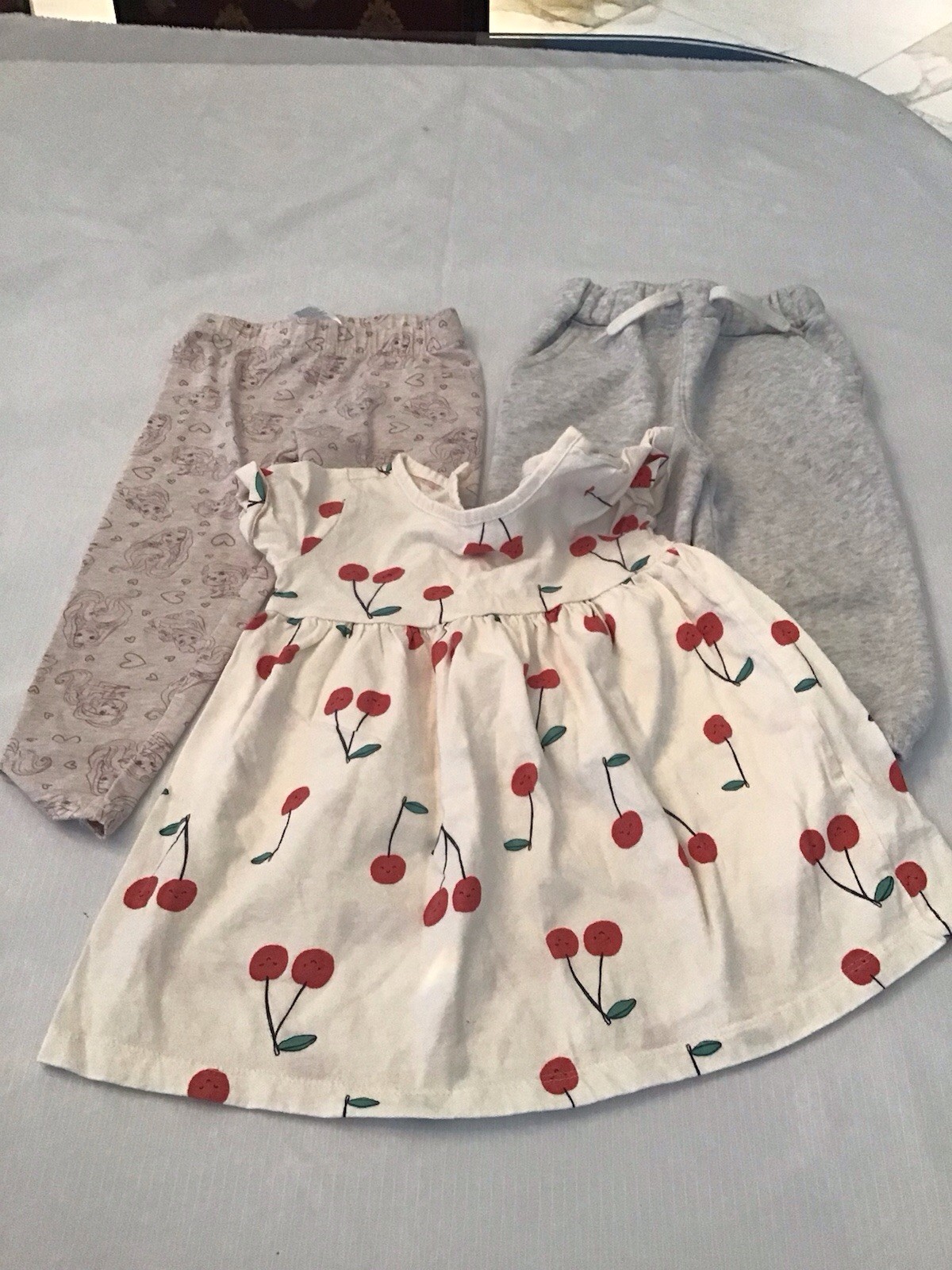 Baby Girl Lot Of Clothes 18-24 Months Lot Of 8 Pieces