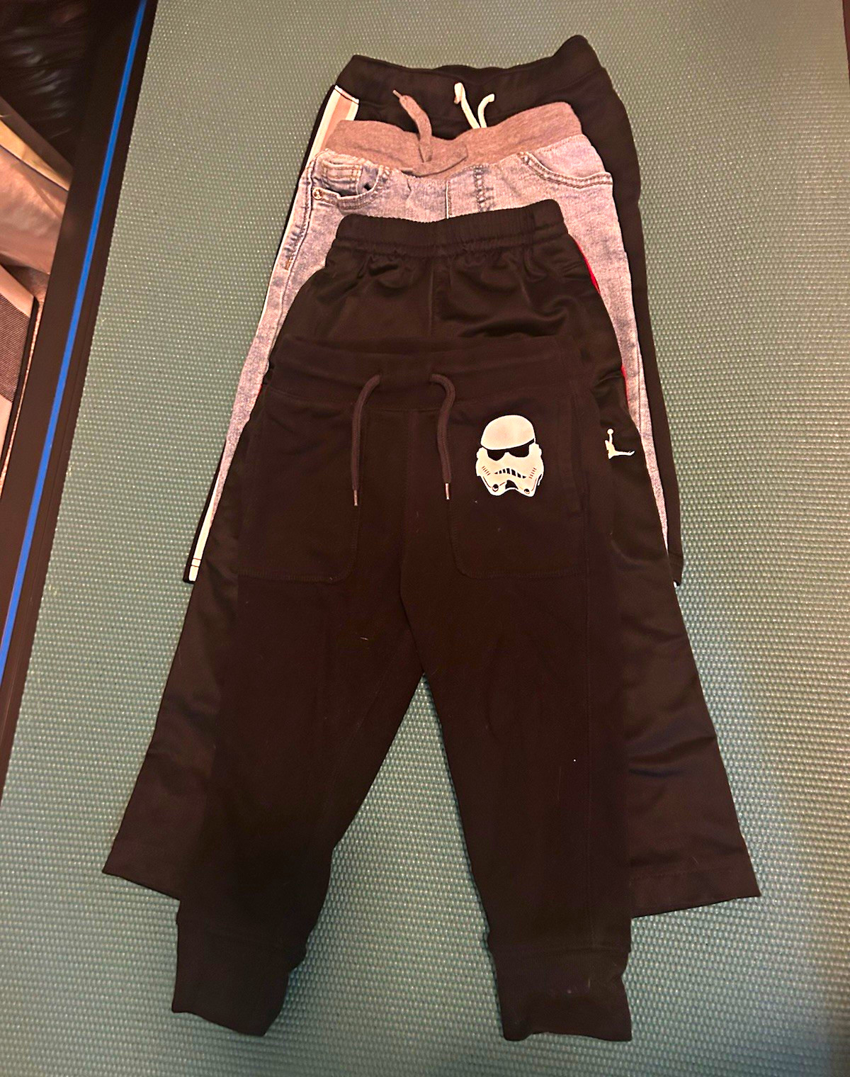 Lot of 4 Gap Jordan OshKosh Carter&rsquo;s Toddler Pants 2T Star Wars Toddler