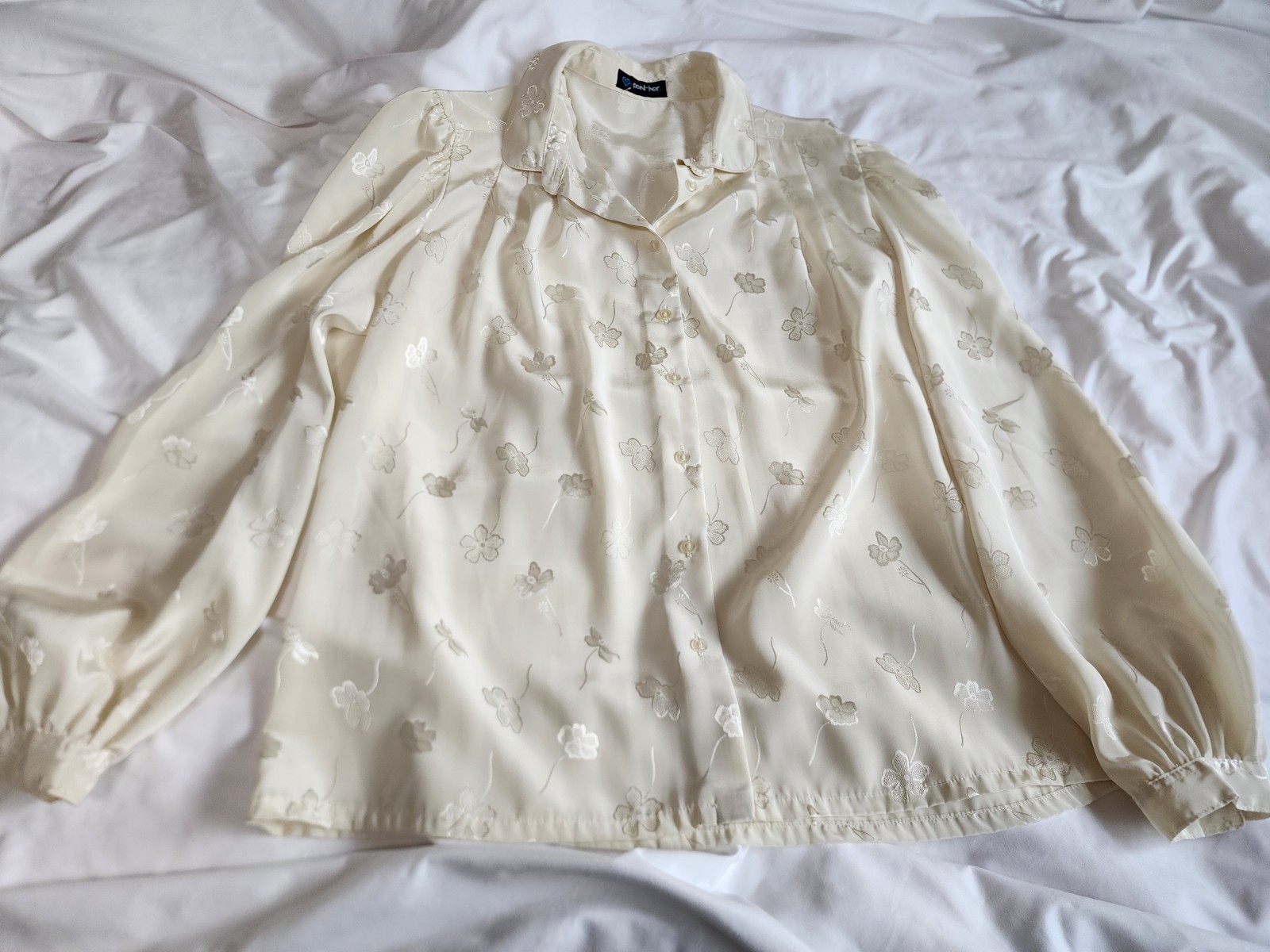 Mixed Lot of Two Ladies Blouses Brown Short Sleeve and Cream Long Sleeve-No Tags