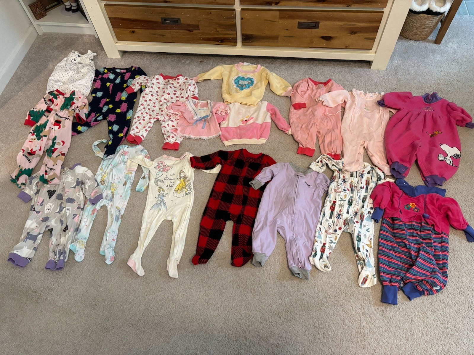 Lot Of 17 Baby Girl And Toddler Vintage Holiday/ Winter clothing Various sizes