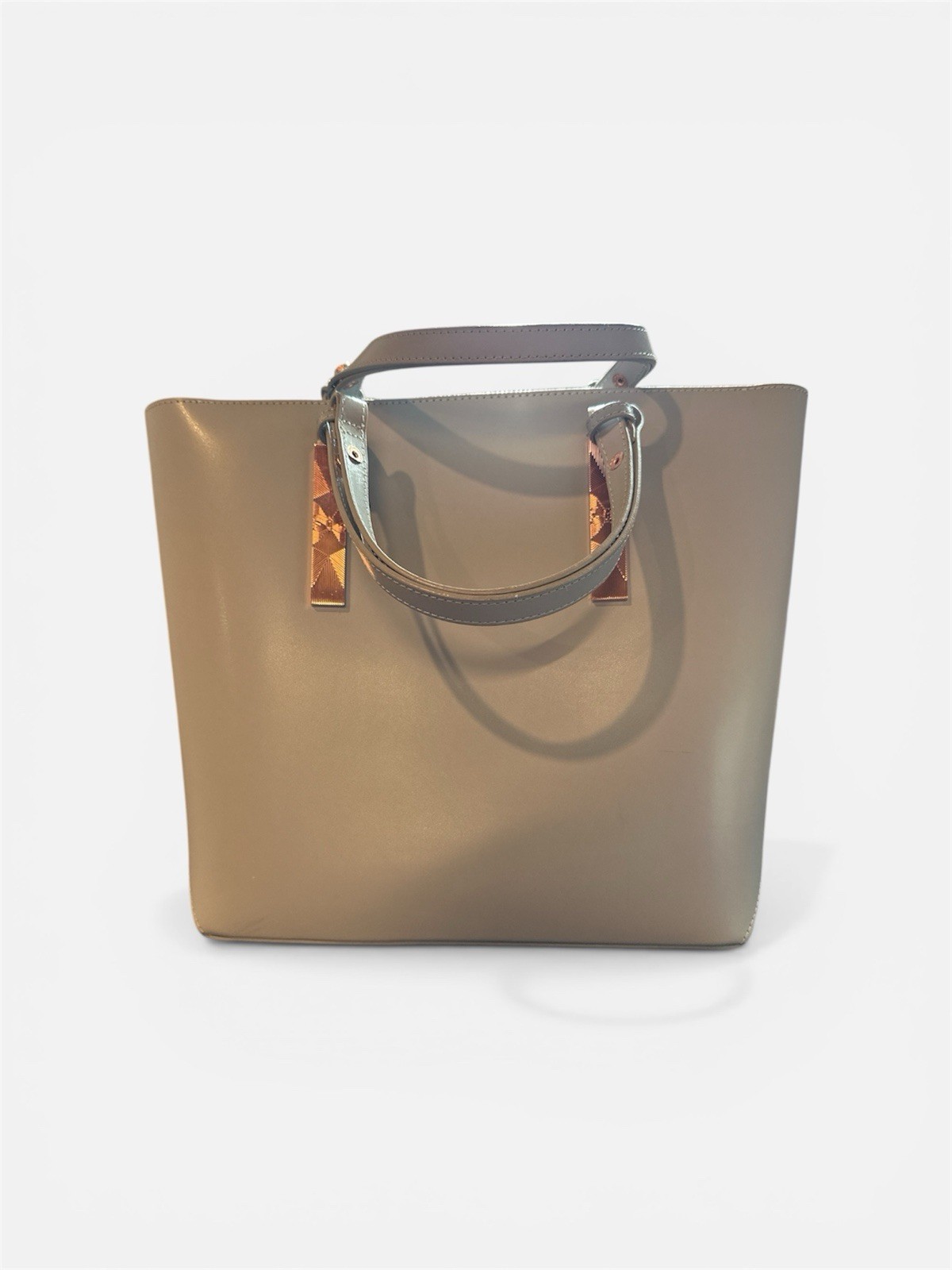 NEW Clothing Bundle + Ted Baker Tote (Retail $600+) – Quick Sale