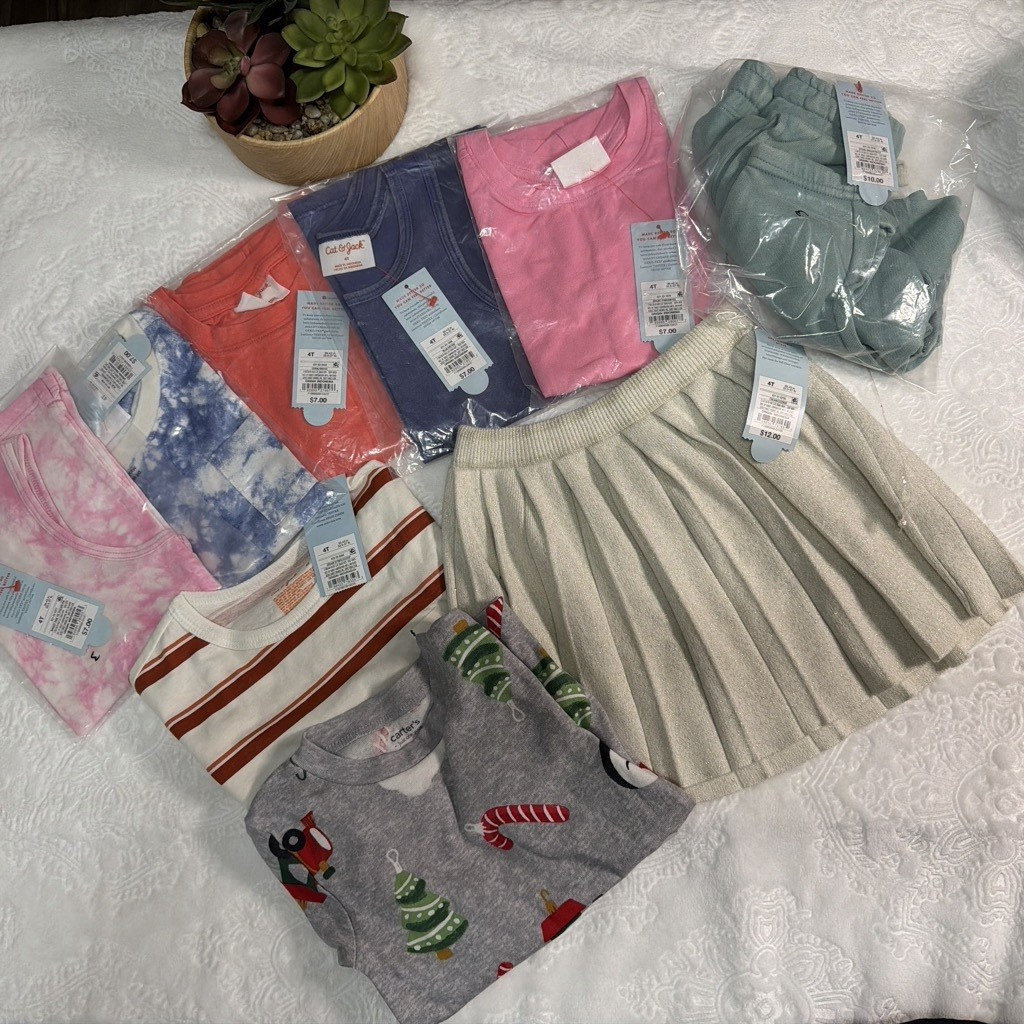 Lot of 9 pieces, size 4 years Everything is new with tags.