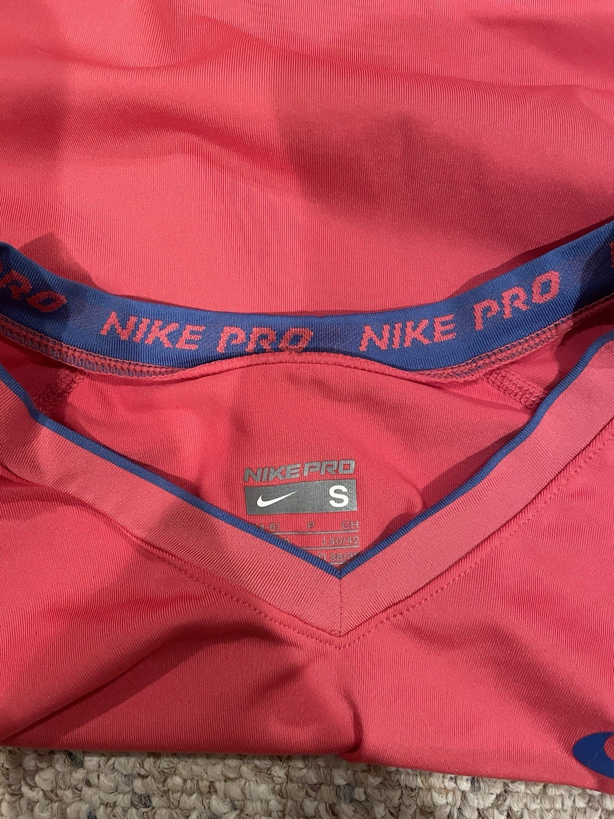 Set Of Three Women’sNikePro DriFit Athletic Shirts Short/Long Sleeve And Pants