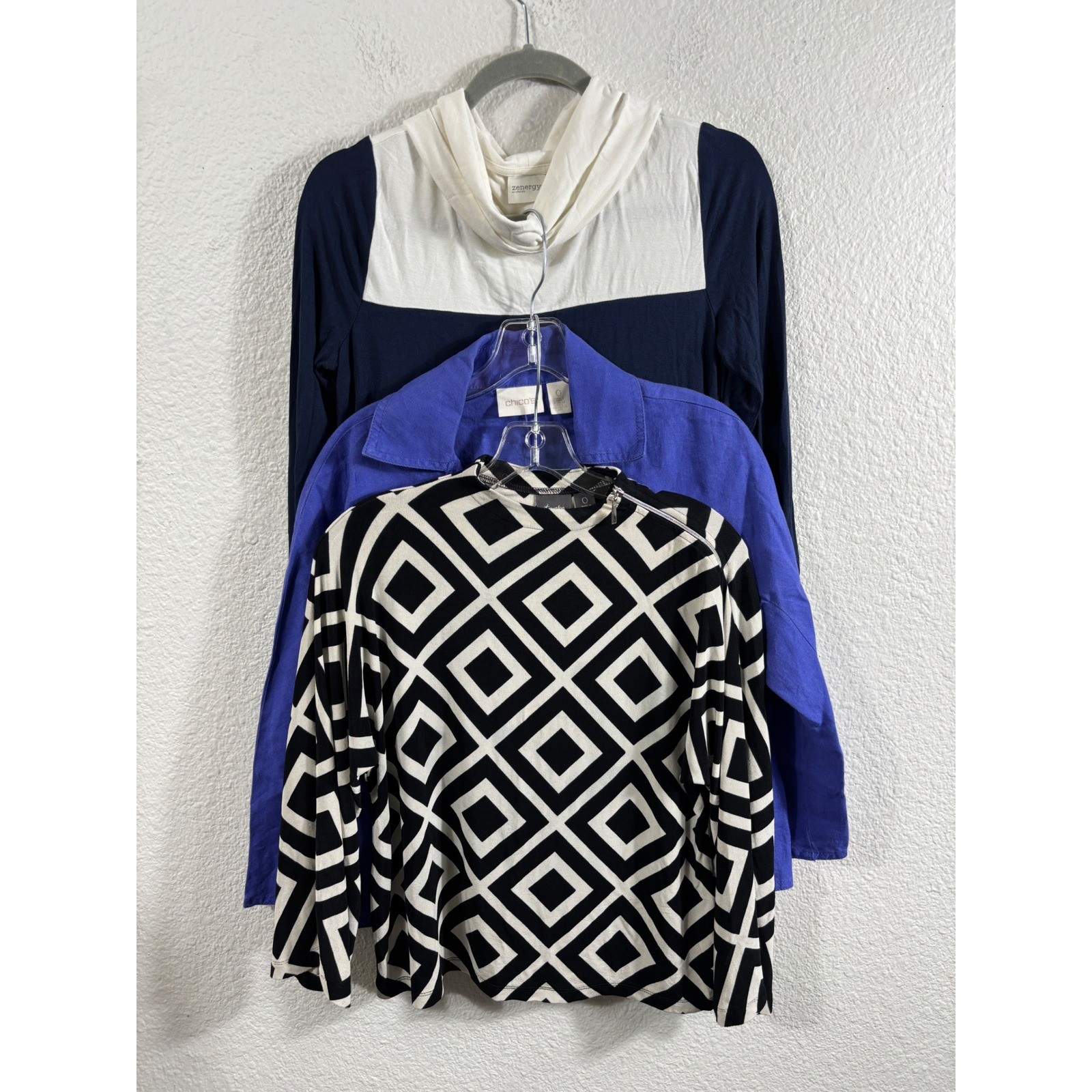 Chicos Womens Tops Lot of 3 Size 0 Travelers Zenergy Geometric Blue White
