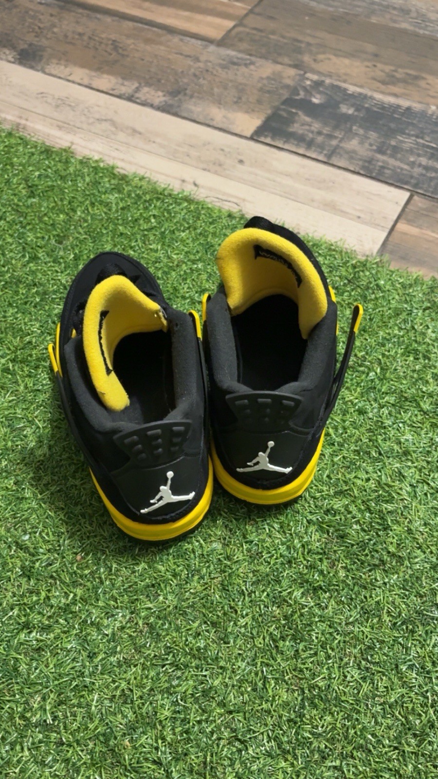 Nike Jordan Unisex Baby Shoe Lot Air Jordan 4 Leather Colorblock 0-3M
