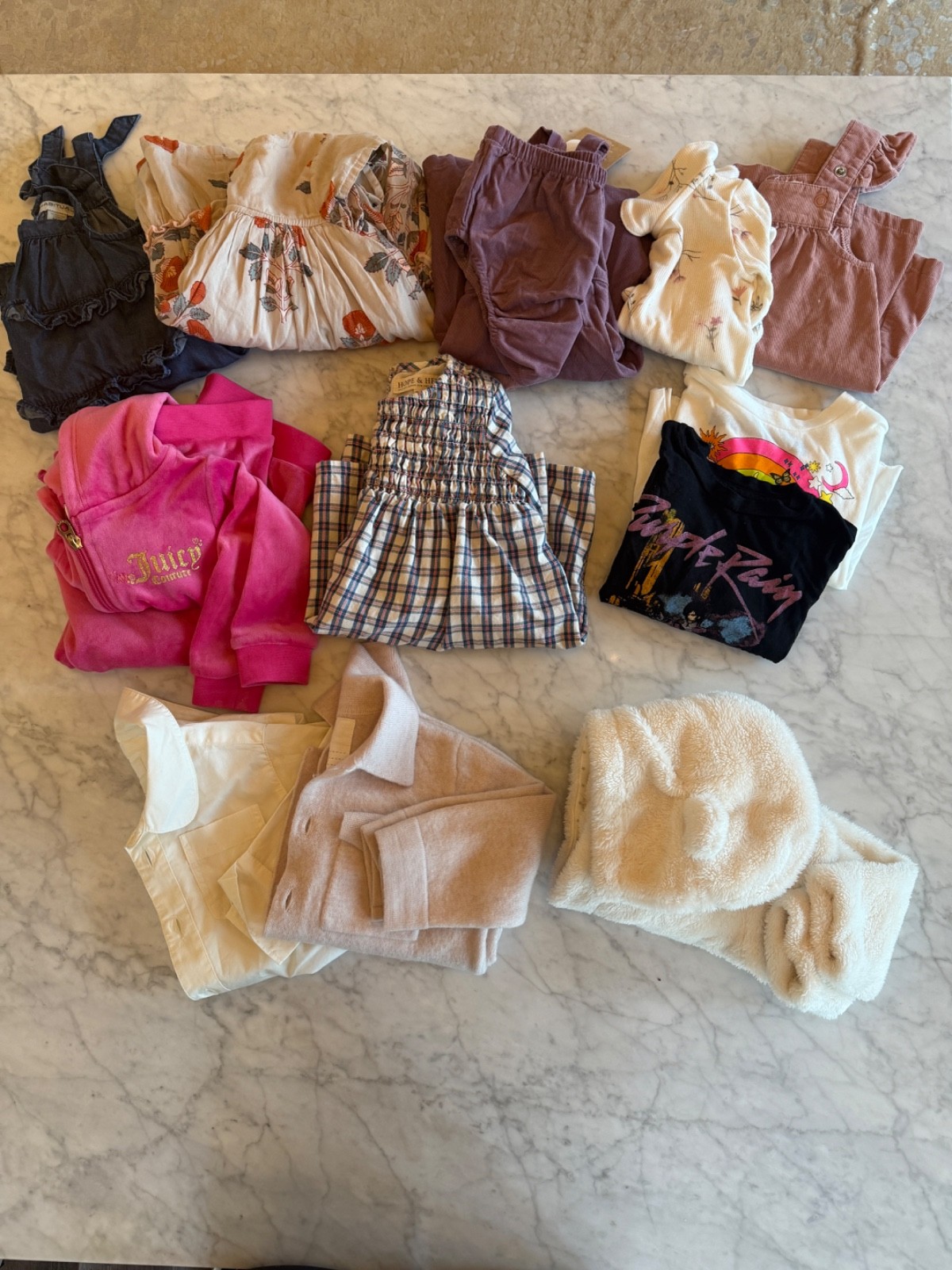 Girls Sz 6-12mos Lot. Angel Dear, Pink Chicken, Banana Republic, Magnetic Me+++