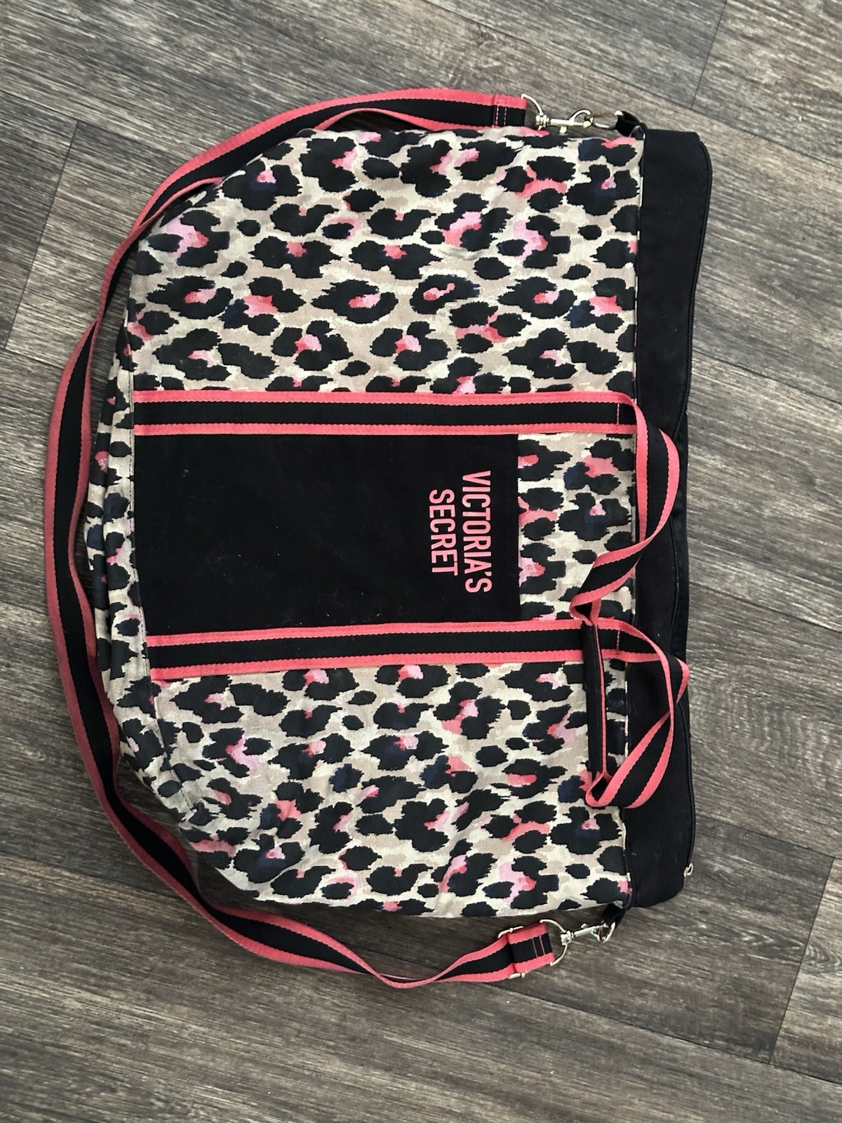 GUESS Steve Madden Victoria&rsquo;s Secret Juicy Couture Handbag Lot Faux Leather
