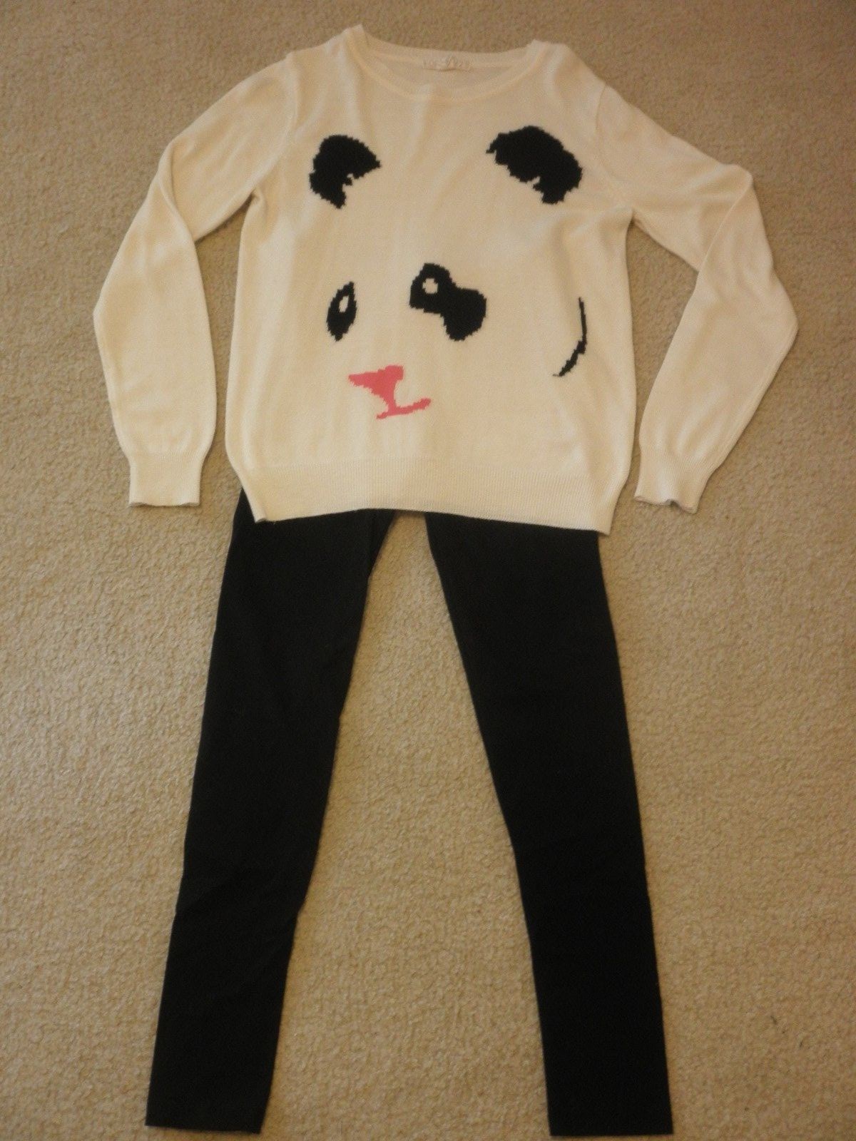 Forever 21 Lot Panda Cream Colored Sweater and Black Leggings Small