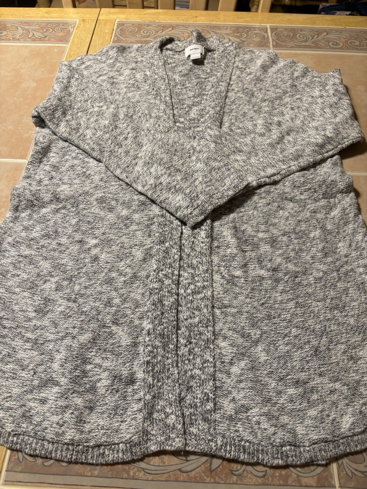Lot Of 15 Womans Clothing Items/Sz L/Cardigans,Sweaters,Blouses,Dress-VERY CUTE!