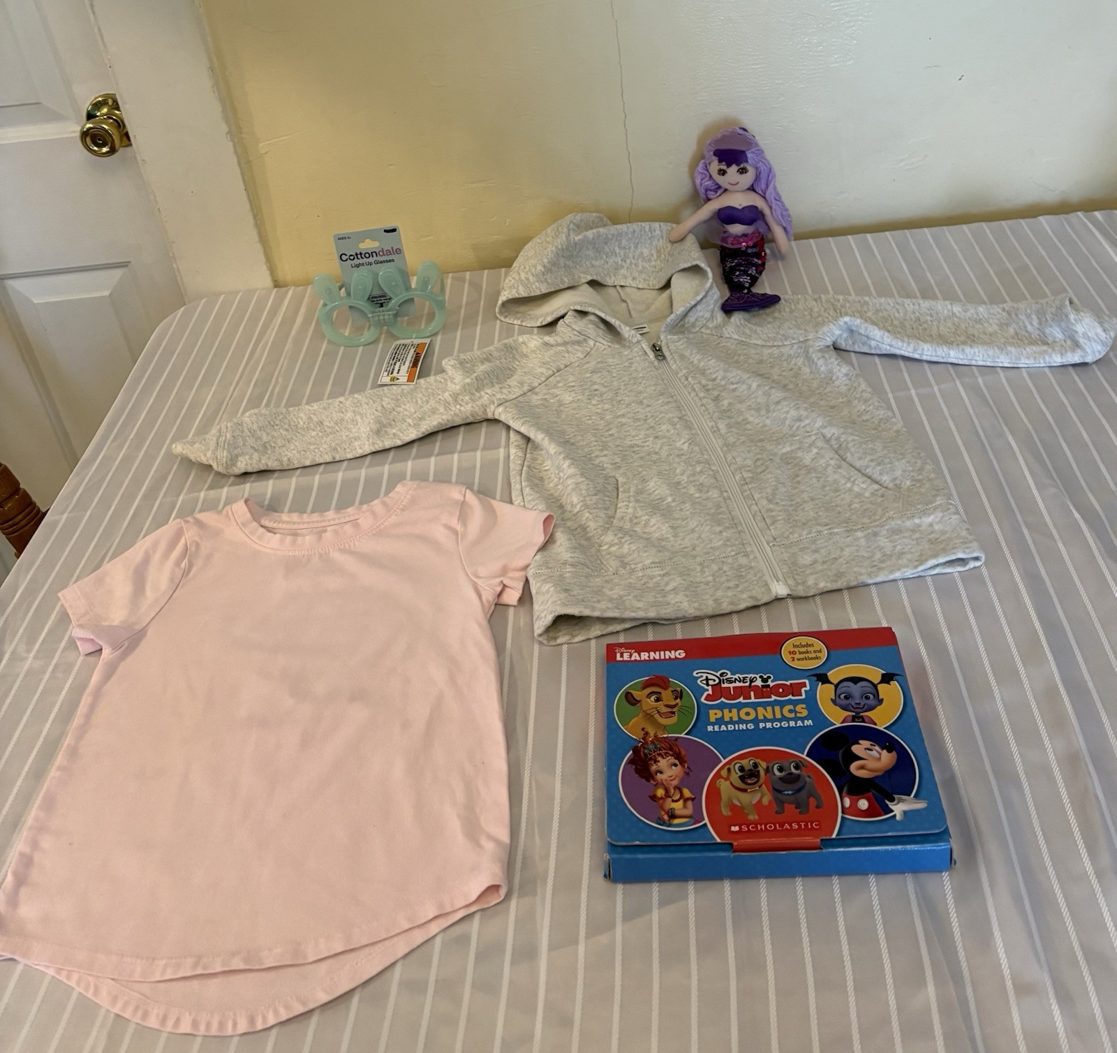 Mix of clothes size 5 Cat & Jack , Old Navy and toys, books