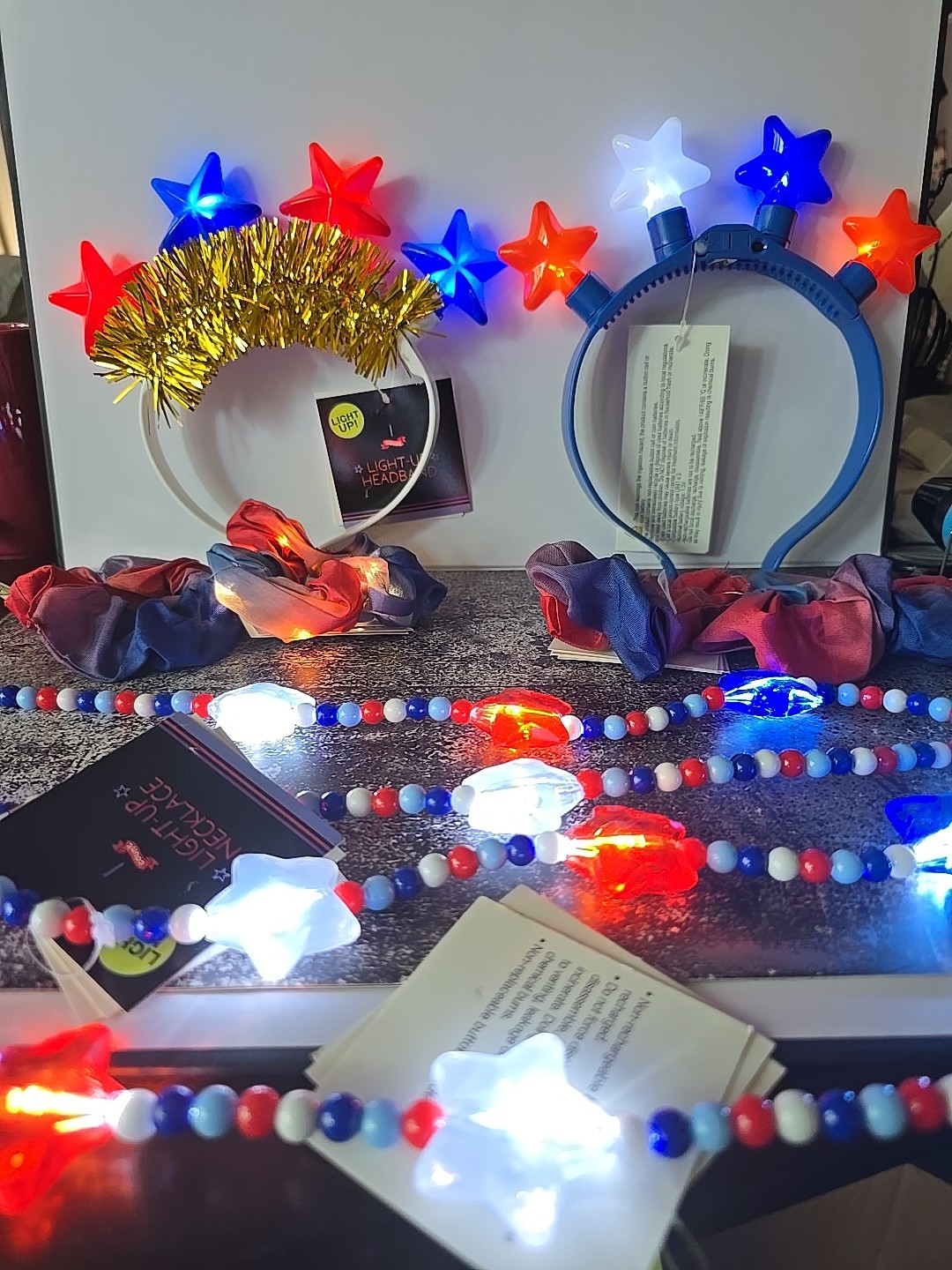 4th of July Celebrations/2 Headbands/2 Necklaces & 4 Scrunchies/ All Flashing