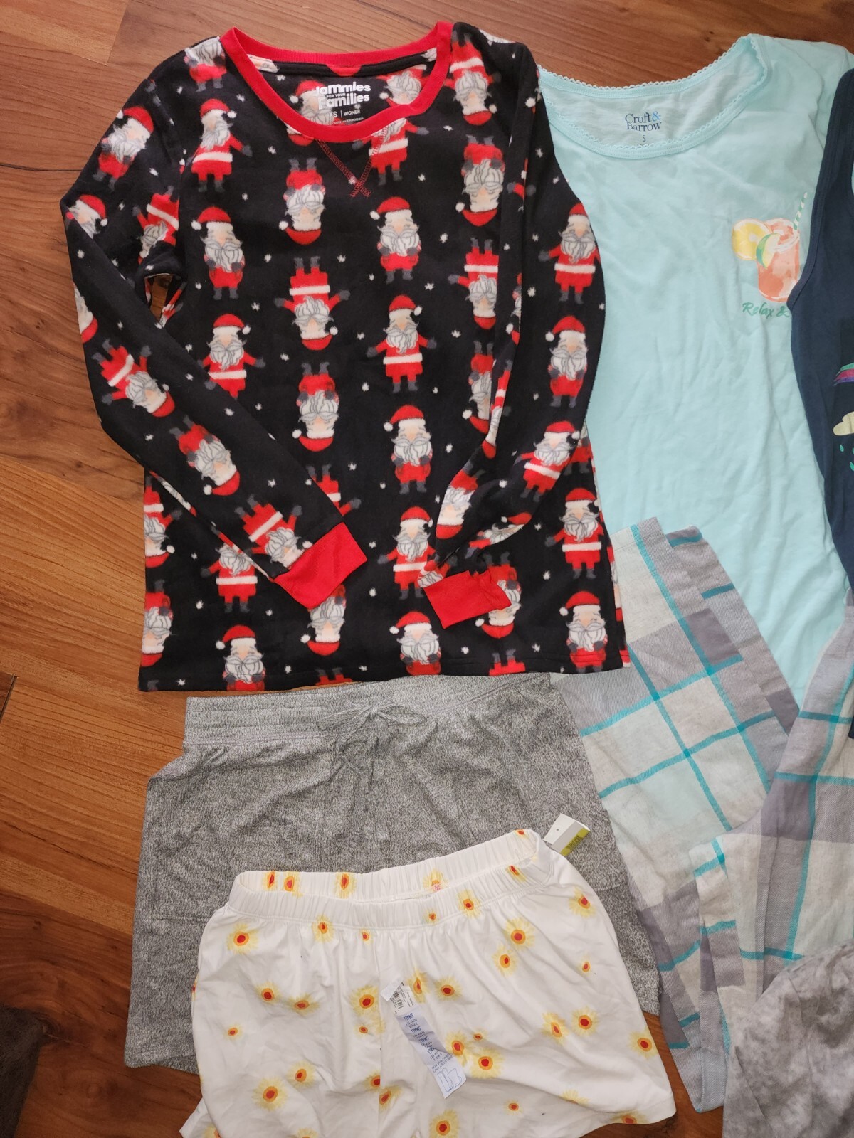 13 Pcs Women’s Pajama Wholesale Liquidation Box Size XS KOHL&rsquo;S Cuddl Duds