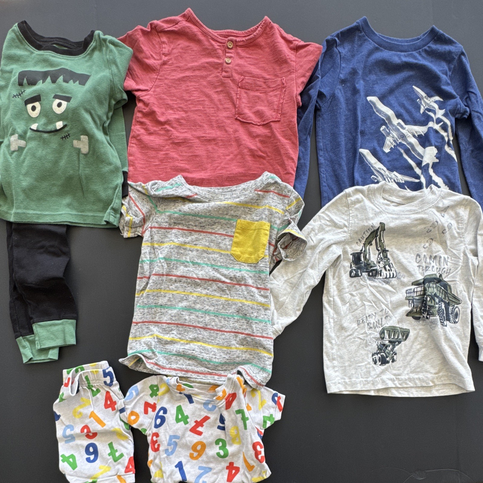Carter&rsquo;s Old Navy Cat & Jack Children&rsquo;s Place Baby Boy 2T Cotton Graphic Lot
